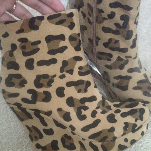 Leopard booties - Picture 2 of 3