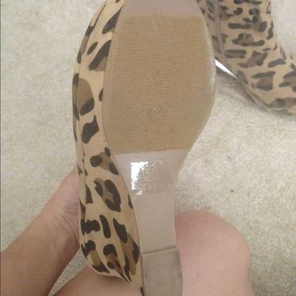 Leopard booties - Picture 3 of 3