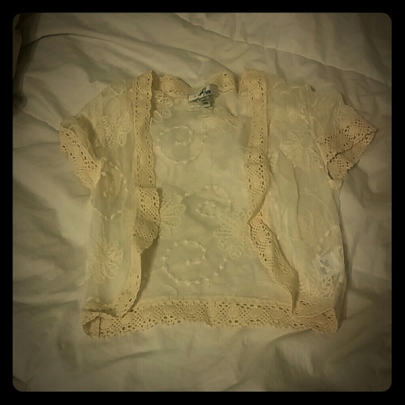 *Bundle for @Memriemare* shrug and peplum