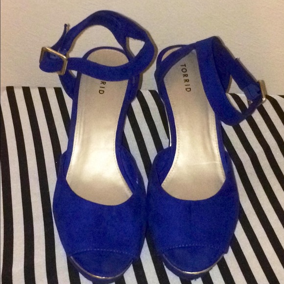 Suede Blue Peep Toe Wedges