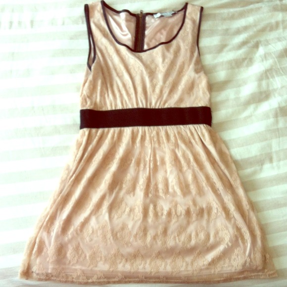 Forever 21 peach colored lace dress with black