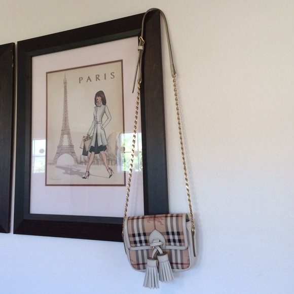 🚫SOLD⛔️Burberry lil night out bag ;) - Picture 4 of 4