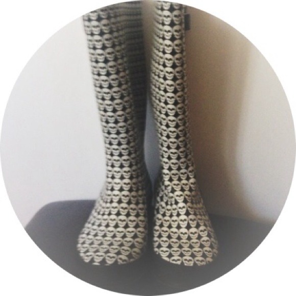 Steve Madden Shoes - ✖️HOLD✖️Steve Madden | Skull Rain Boots