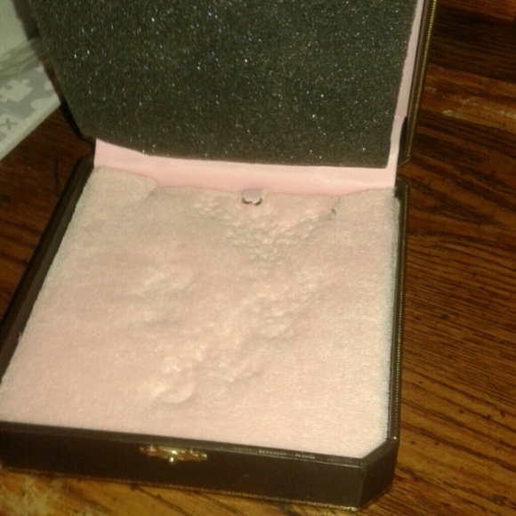JC Large charm. - Picture 3 of 4