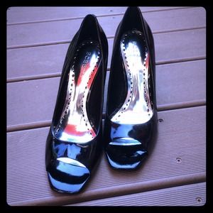 Classy BCBG Stiletto Heel!