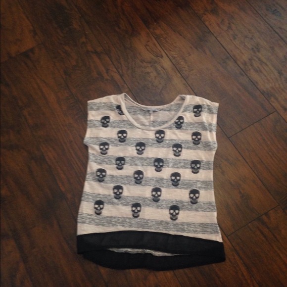 Cute top.