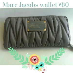 Beautiful like new mj wallet
