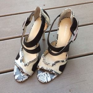 LIKE NEW Calvin Klein Snake Skin Stiletto!!