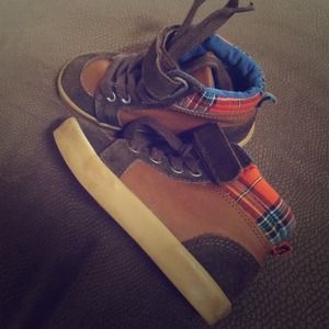 Old Navy Tennis Shoes