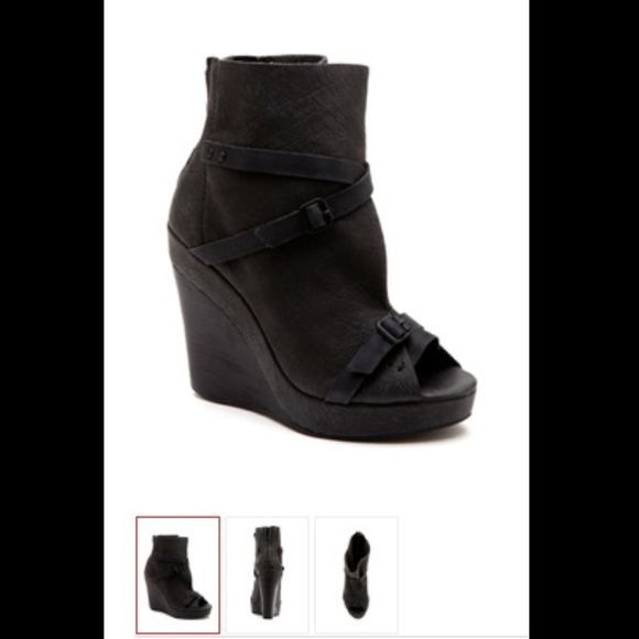 JOES JEANS HANSON WEDGE BOOTS - Picture 1 of 1