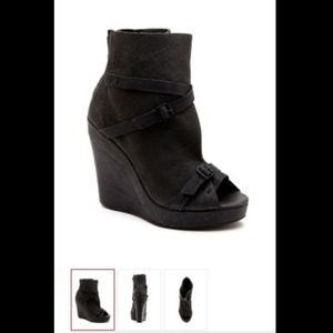 JOES JEANS HANSON WEDGE BOOTS