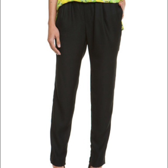 BB Dakota Crepe Jogger pants