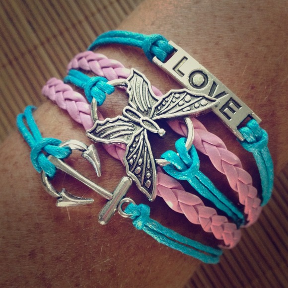 Butterfly anchor bracelet