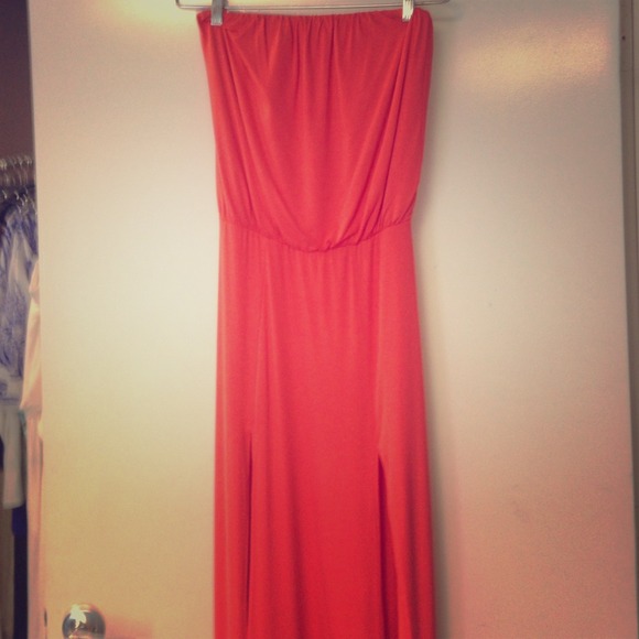 Maxi strapless dress❤️