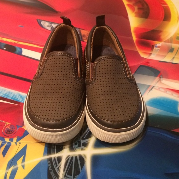 Toddler boy brown slip on