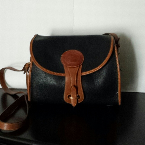 Authentic Dooney & Bourke Vintage handbag