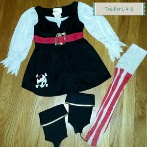 Toddler costume 4-6 pirate