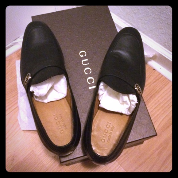 Shoes - Picture 1 of 4