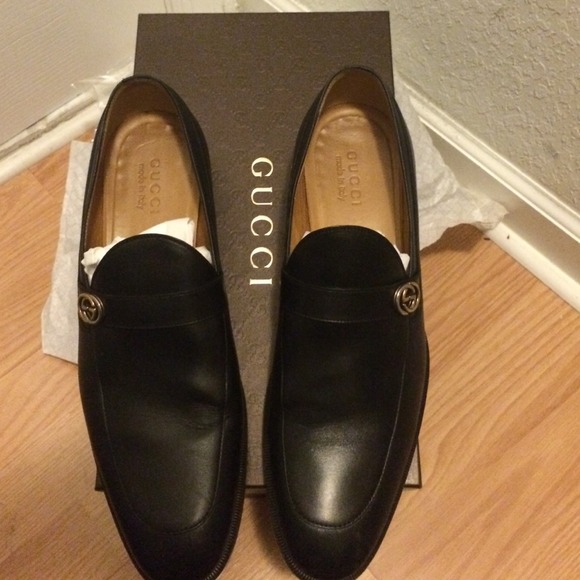 Shoes - Picture 2 of 4