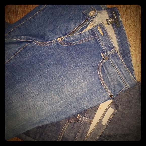 2 JEANS BUNDLE!!!!!!! 👍 - Picture 1 of 2