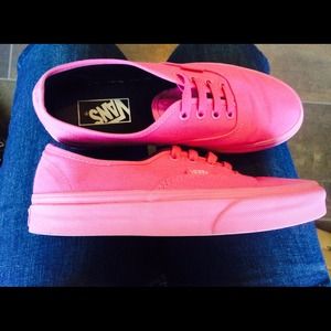 Zumiez exclusive!! Bright pink Vans!