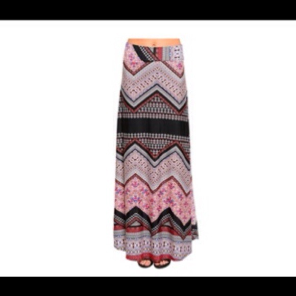 Long beautiful skirt - Picture 1 of 1