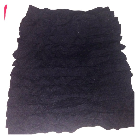 black tight mini skirt