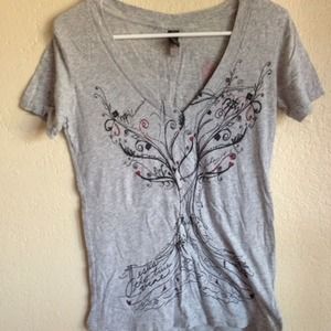 NOTW tree of life v-neck