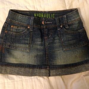 Hydraulic denim skirt