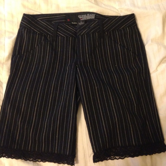 Guess long shorts
