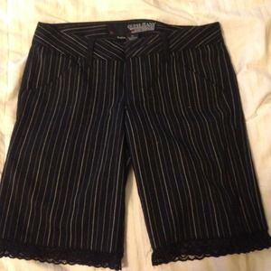 Guess long shorts