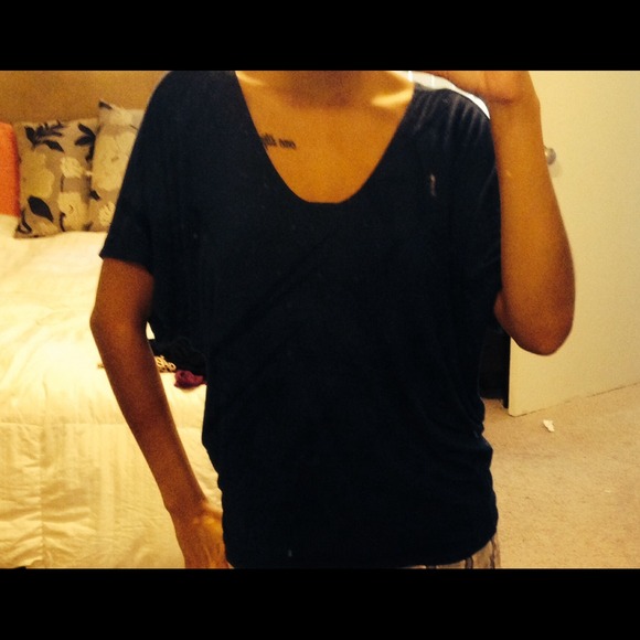 Top - Picture 2 of 2