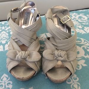 Steve Madden Wedges