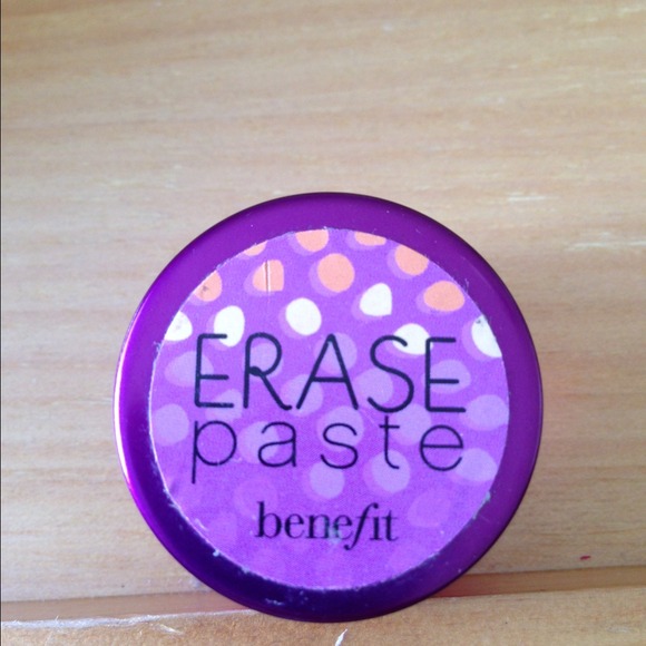Benefit erase paste bundled