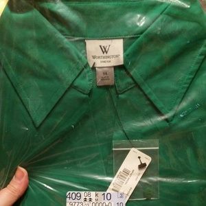 Worthington long sleeve button up shirt