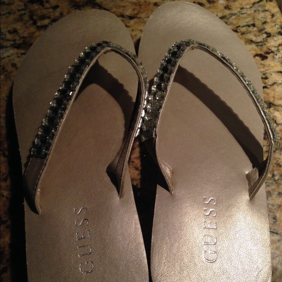 Guess Flip Flops(Brand New)