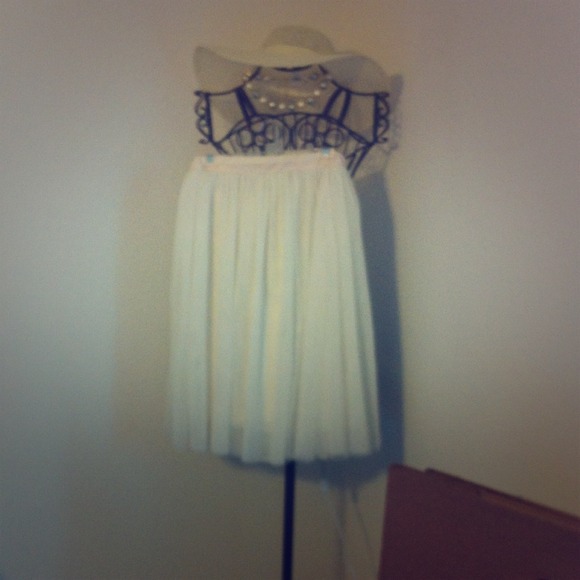 Tulle skirt
