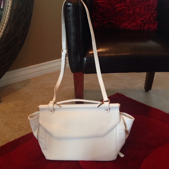 White leather cross body bag