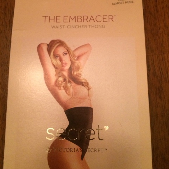 🚫sold🚫Victoria Secret seamless waist cincher