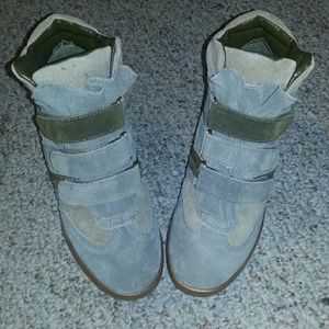 Bcbgeneration sneaker wedges