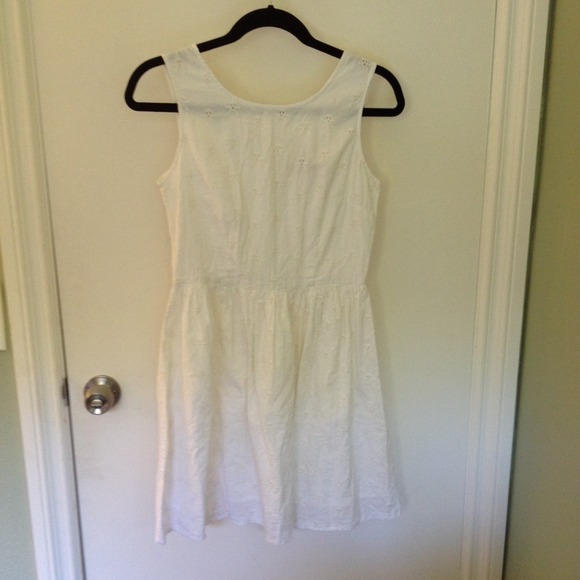 Funky Skull Eyelet White Dress