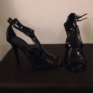Patent leather, black sandals; size 7