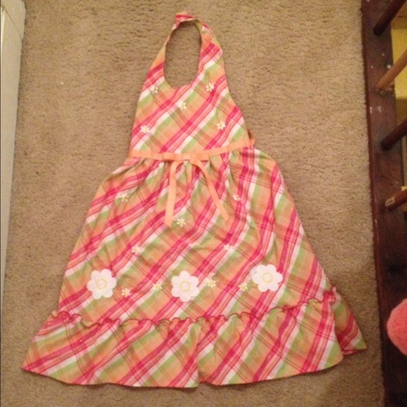 NWOT pretty plaid with flowered dress