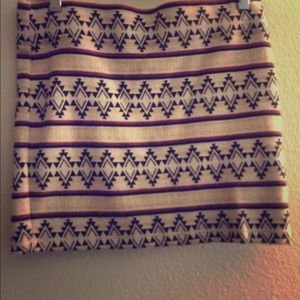 Xsold in bundleX Patterned skirt