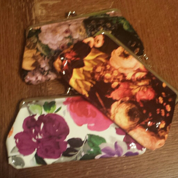 Clutches & Wallets - Mini clutches