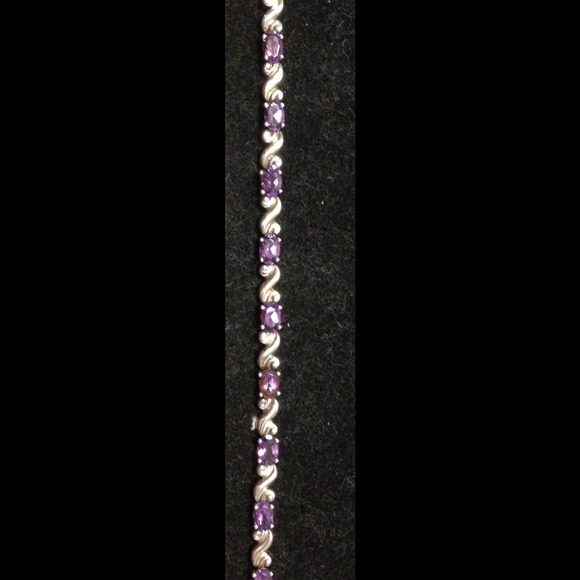 Sterling silver bracelet with amethyst stones