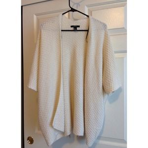 F21 CREAM KNIT CARDI- MED