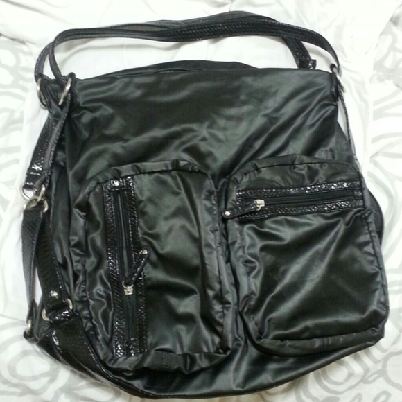 Black leatherette shoulder bag