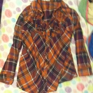 Long-sleeve plaid button up