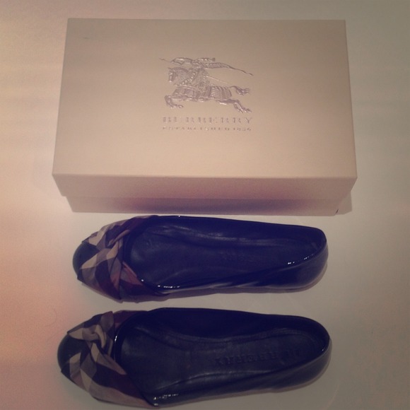 Burberry New Check Flat